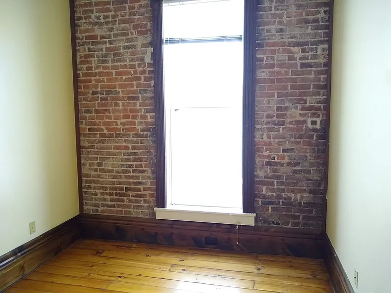 112.5 S College Ave — Photo 9