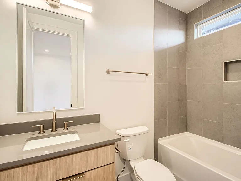 623B Eastboro Dr — Photo 21