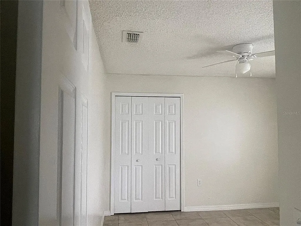 3 bed, 2.0 bath, 1776 sqft, $1,700 — Photo 4