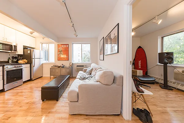 Rented by The Downtown LLC | media 52