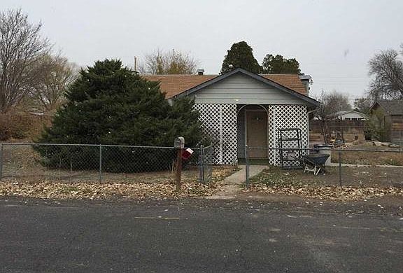 2nd image of 518 Morning Glory Ln