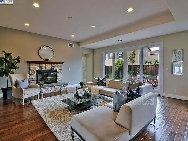 5139 Holborn Way — Photo 12