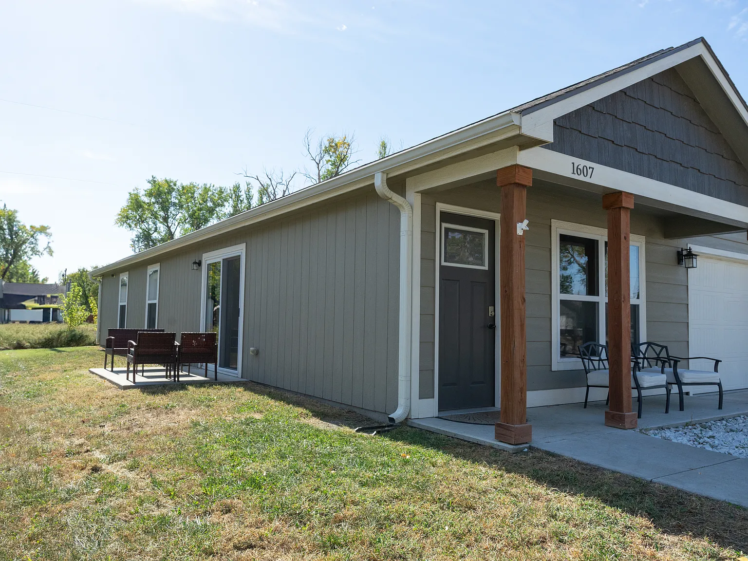 3 bed, 1261 sqft, $1,780 — Photo 4