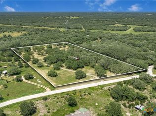788 Goliad N, Goliad, TX 77963