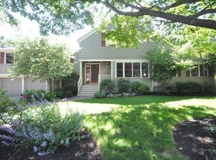 9 Minola Rd, Lexington, MA 02421