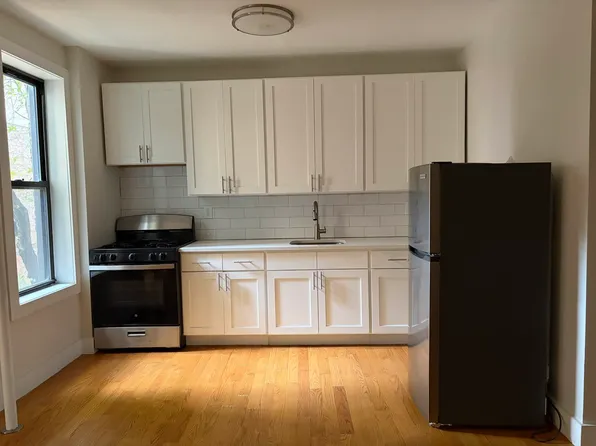 307 Eastern Pkwy APT 2J, Brooklyn, NY 11238