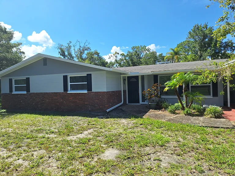 7606 Van Dyke Rd — Photo 1