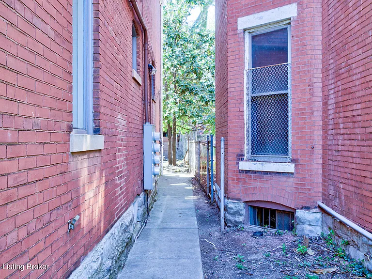 1444 S 2nd St — Photo 23