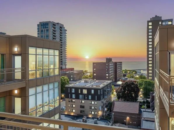 1550 E Royall PLACE #1106, Milwaukee, WI 53202