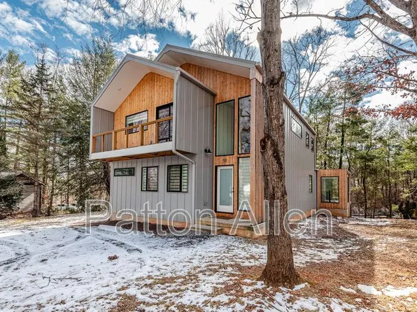 18 Digges Rd, Asheville, NC 28805
