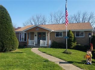4308 Paradise Dr, Gibsonia, PA