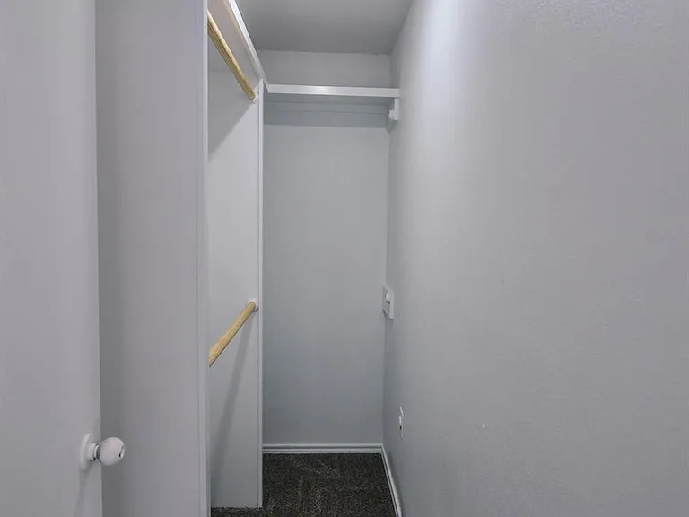 327 Hiracheta Dr — Photo 21