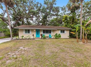 1360 41st St, Sarasota, FL 34234
