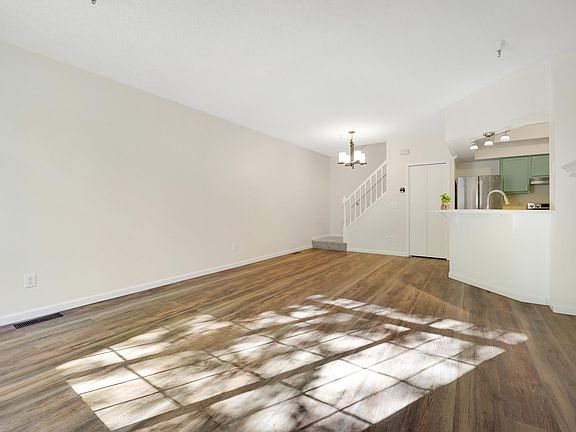 3rd image of 18088 Settlers Way