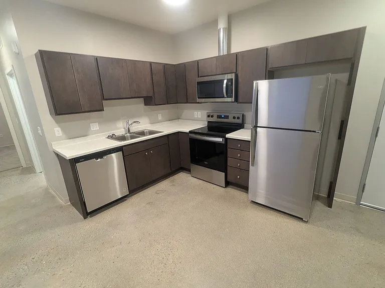 100 Fallwood Rd #221 — Photo 1