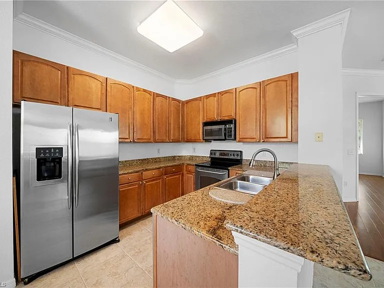 970 Peggy Cir #604 — Photo 17