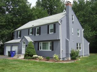 6 Brainard Rd, West Hartford, CT 06117