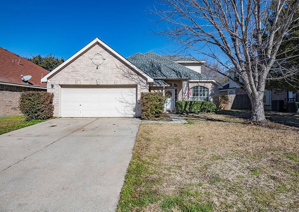 1st image of 308 Mary Pat Dr
