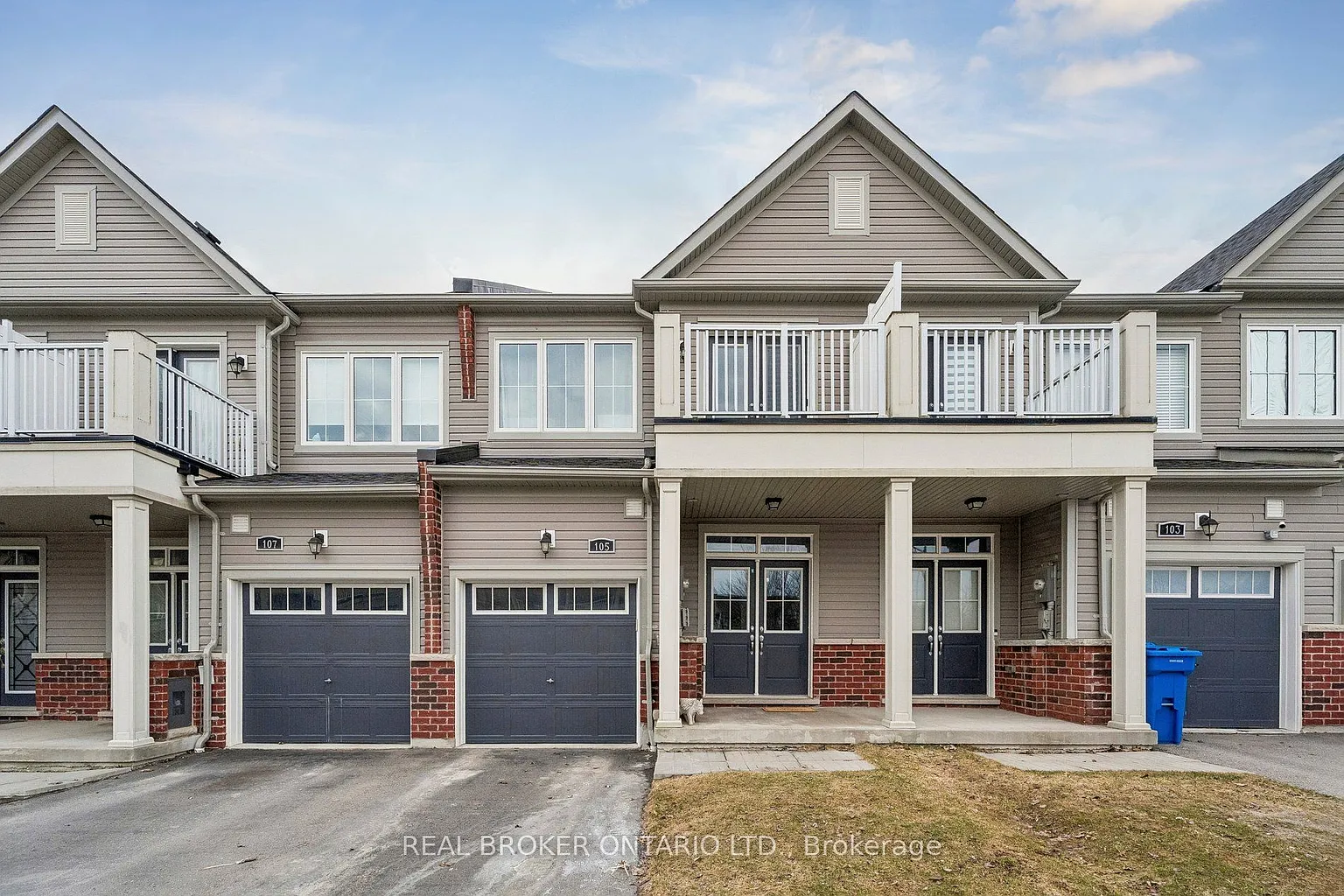 105 Alvin Pegg Dr photo 1