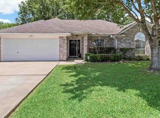 9530 Riggs St, Beaumont, TX 77707