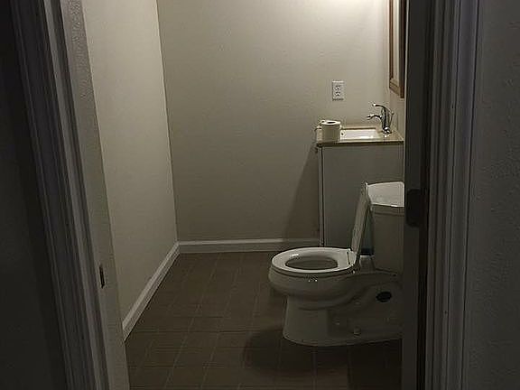 2nd image of 1545 Saint Charles Dr