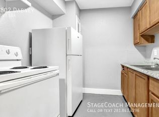 3802 Dabney St, Houston, TX 77026