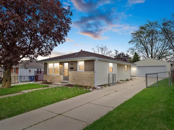1635 Perry AVENUE, Racine, WI 53406