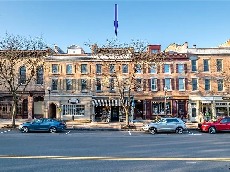 58 E Genesee St — Photo 2