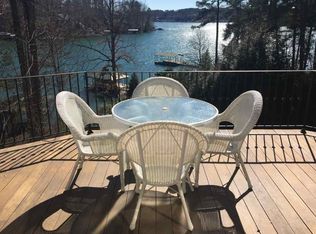 306 Bay Hill Dr, West Union, SC 29696