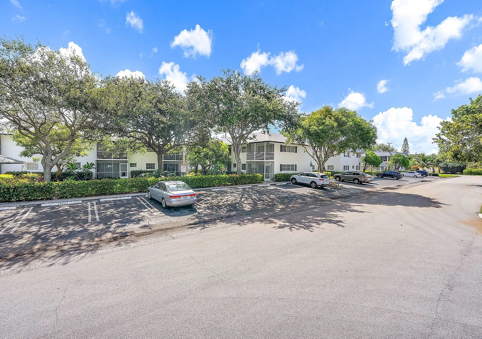 Ocean House - 360 Fiesta Ave Jupiter, FL 33469 — Photo 4