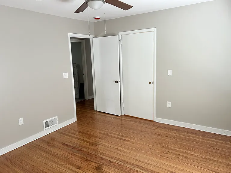 1748 Windsor Blvd — Photo 13