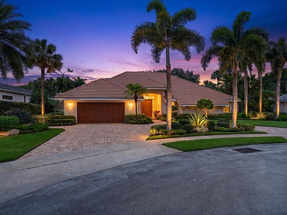 3rd image of 4960 Cherry Laurel Lane