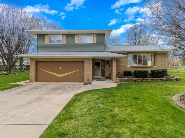 Homes For Sale Near Tall Oaks Christian School Valparaiso In Zillow
