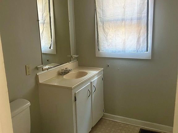 5th image of 4978 Hardwood Dr
