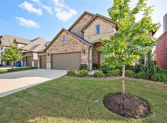 3rd image of 3414 Sequoia Ln