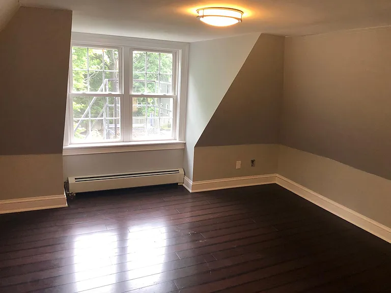 115 S Lake Ave #5 — Photo 12