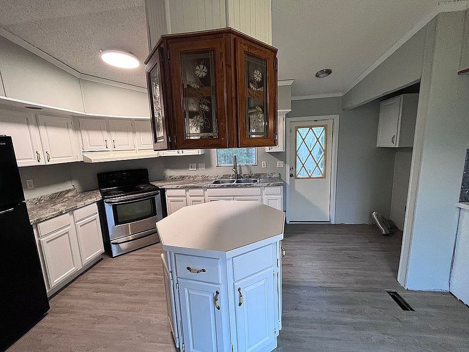 1st image of 193 Deepwood Ave
