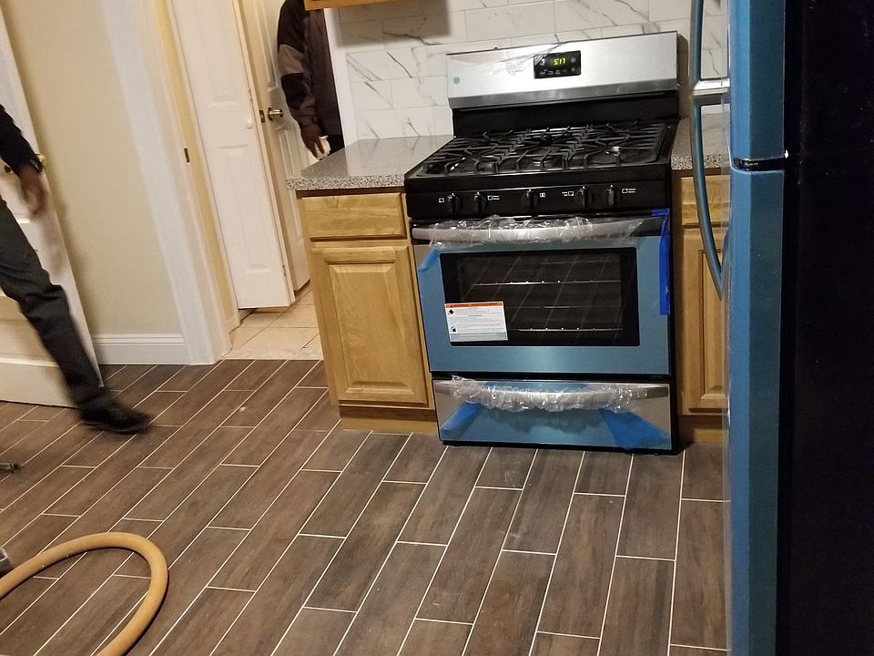 1st image of 958 Cranford Ave