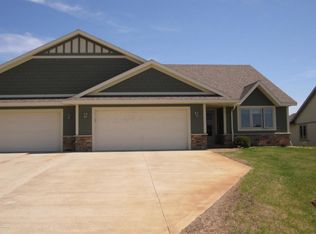 3029 Lakecrest Rd NE, Alexandria, MN 56308