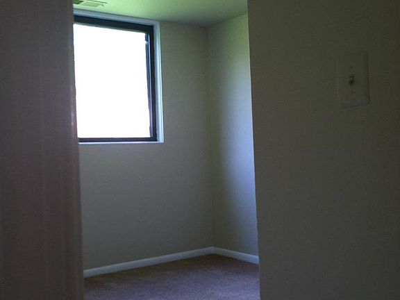 4th image of 10722 West Dr APT 202