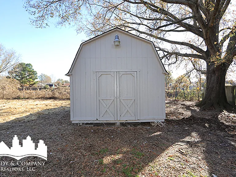 2692 Dromedary Dr — Photo 20
