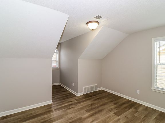 5th image of 7445 Bakers Glenn Ln