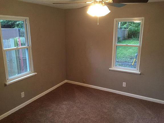 3rd image of 9124 Summit Dr