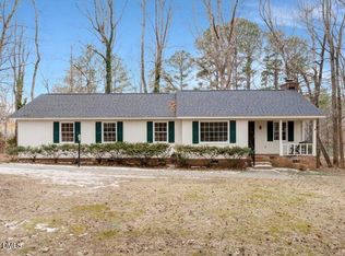 113 Country Brook Ln, Youngsville, NC 27596