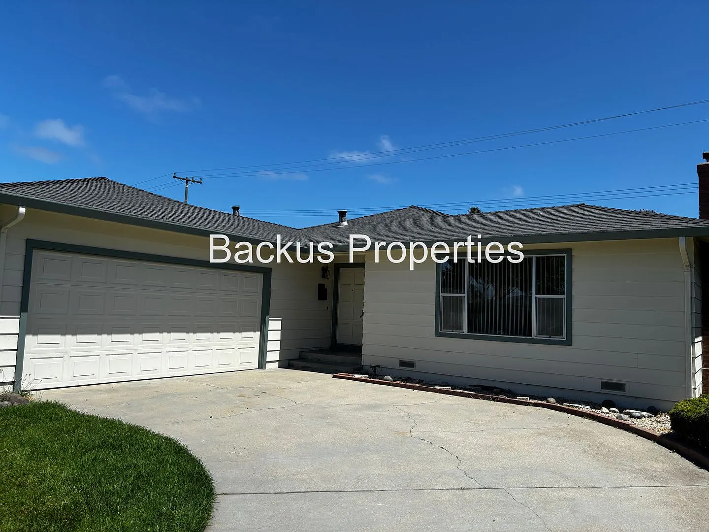 Wonderful three bedroom home in South Salinas — Photo 2