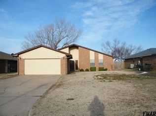 2702 Mt Vernon Rd, Enid, OK 73703