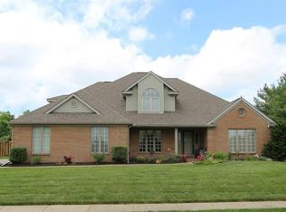 3011 Southern Trace Dr, Newburgh, IN 47630