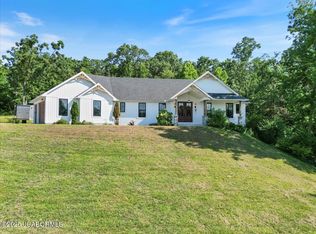105 Oak Hill Rd, Eldon, MO 65026