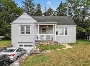 1034 Butter Ln, Reading, PA 19606