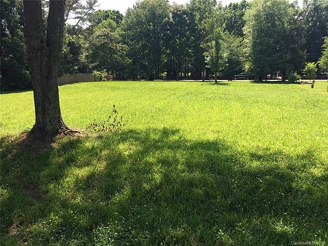 1st image of Lakeshore Dr Lot 11